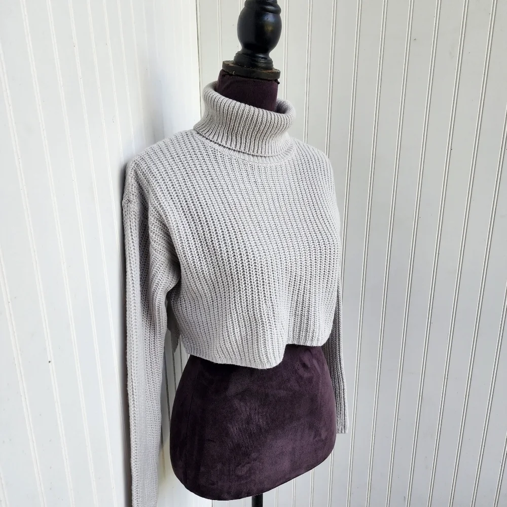 NWT Missguided Women Boho Tuttleneck Neck Cropped Sweater Knit Gray Petite 2P 4P